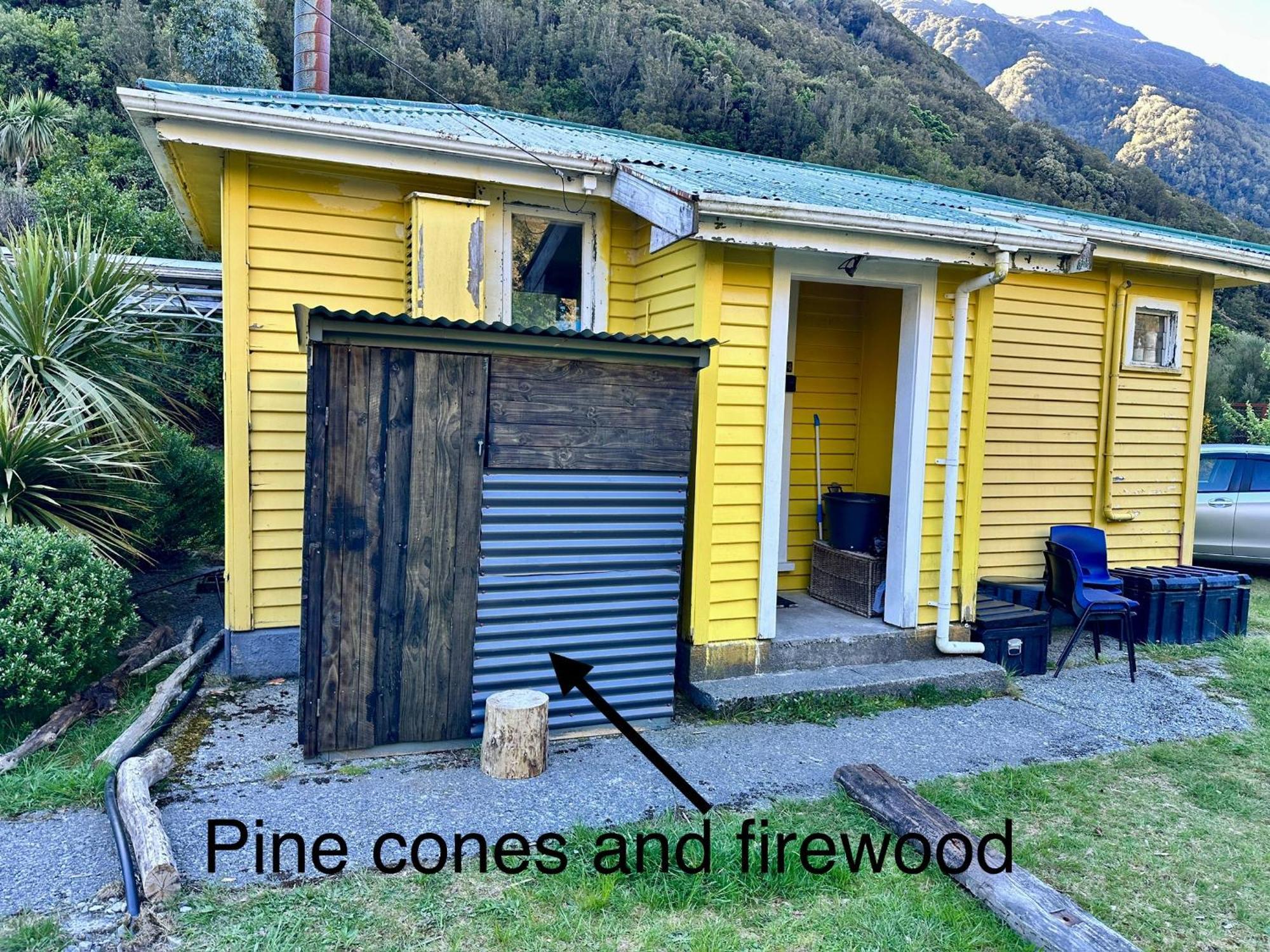 Basic, Super 'Cosy' Cabin In The Middle Of National Park And Mountains Apartment Otira Exterior photo